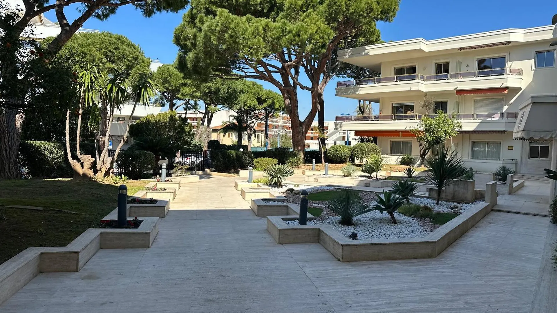 Studio Front De Mer A 10Metres De La Plage Villeneuve-Loubet